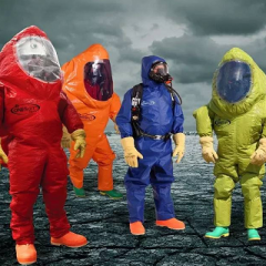 遭遇毒氣泄漏、危險品污染時，現(xiàn)場救護人員的安全如何保障？