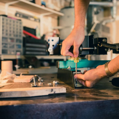 且看旋轉(zhuǎn)類(lèi)刀具“工業(yè)牙齒”如何磨削加工